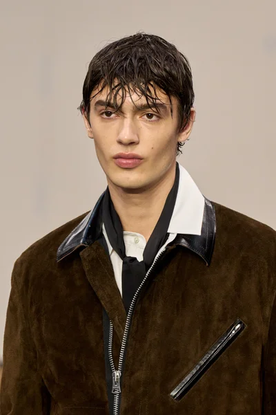 Look 27